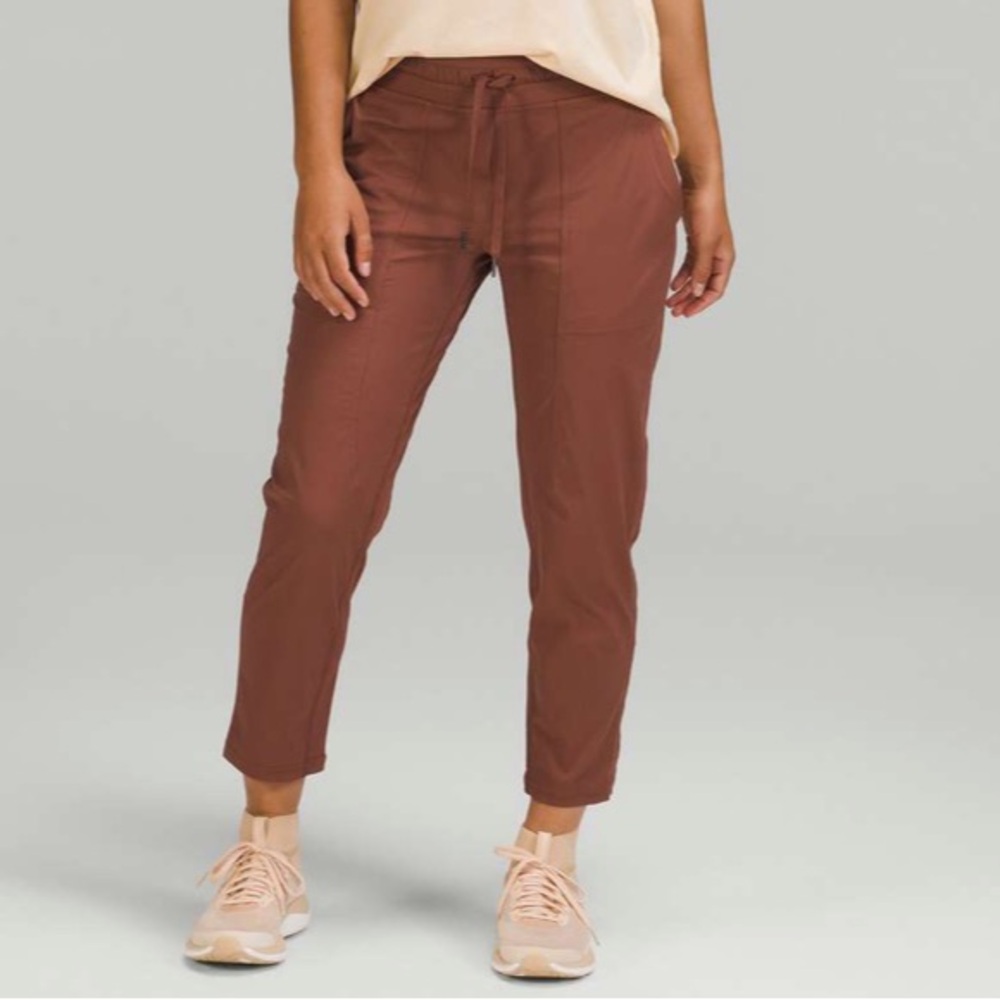 Lululemon Dance Studio Mid Rise Crop 25" Ancient Copper 4‎